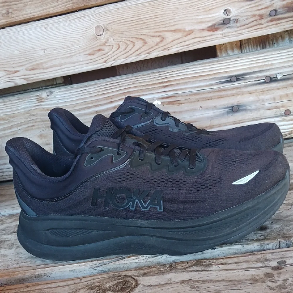 Hoka Bondi 9 Black Athletic Shoes with Cushioned Midsole - Picture 2 of 15